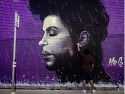Sydney: un murales gigante per ricordare Prince