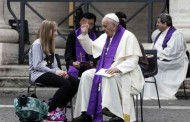 Papa Francesco lascia tutti sbigottiti in Piazza San Pietro