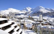 Valanga di neve al Sestriere si abbatte su un palazzo, tutti in salvo i condomini